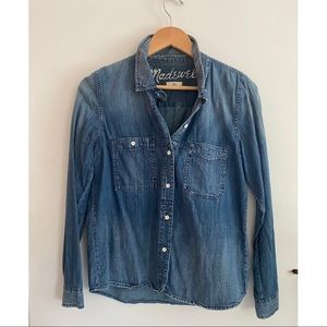 Madewell Denim Button-Up Shirt - Small
